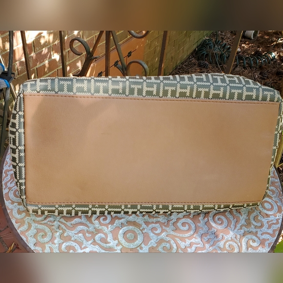 Tommy Hilfiger signature canvas dual handle satchel - Picture 6 of 11